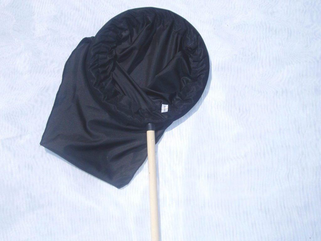 12" Diameter. Padded Bird Catching Net 18" wooden handle Norfine Nets